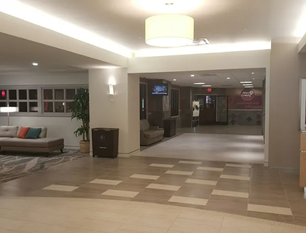DoubleTree by Hilton Virginia Beach hotel detail image 4
