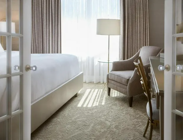 Château Vaudreuil hotel detail image 2