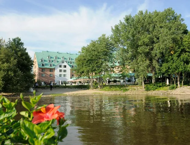 Château Vaudreuil hotel detail image 4