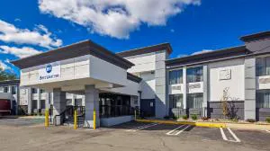 Best Western Paramus Hotel & Suites hotel hero