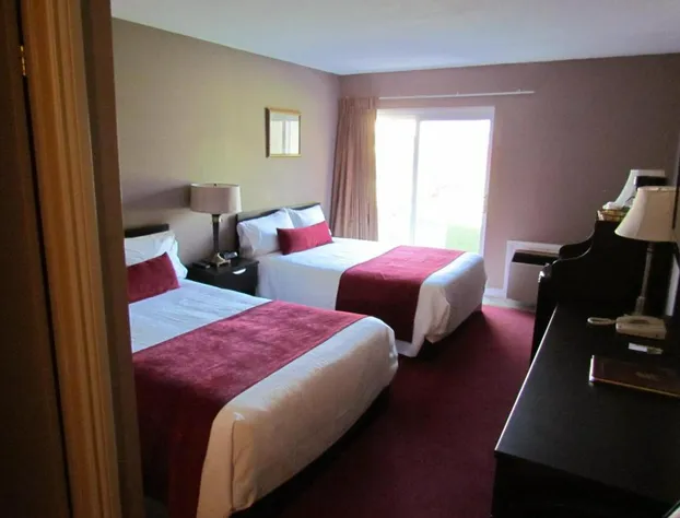 Super 8 by Wyndham Cambridge/Kitchener/Waterloo Area hotel detail image 3