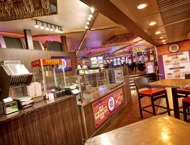 Four Queens Hotel and Casino hotel detail image 3