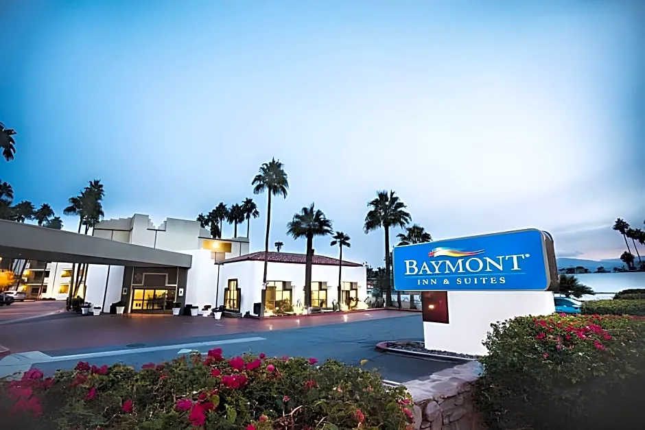 Quality Inn Palm Springs Downtown hotel hero