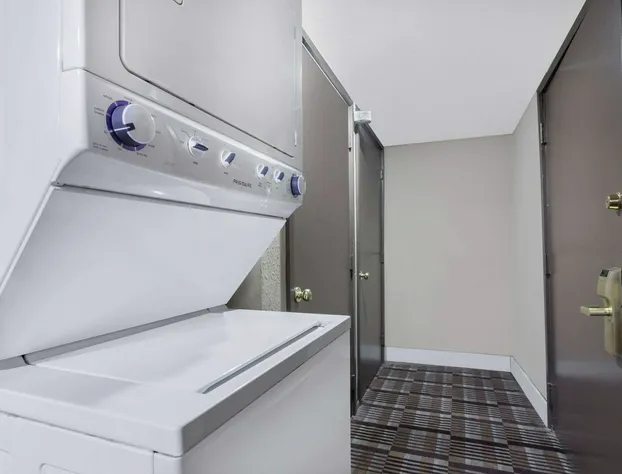 Days Inn by Wyndham Bellingham hotel detail image 4