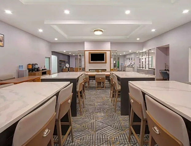 Homewood Suites Lexington-Hamburg hotel detail image 3