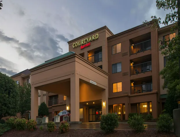 Courtyard by Marriott Winston-Salem Hanes Mall hotel detail image 2