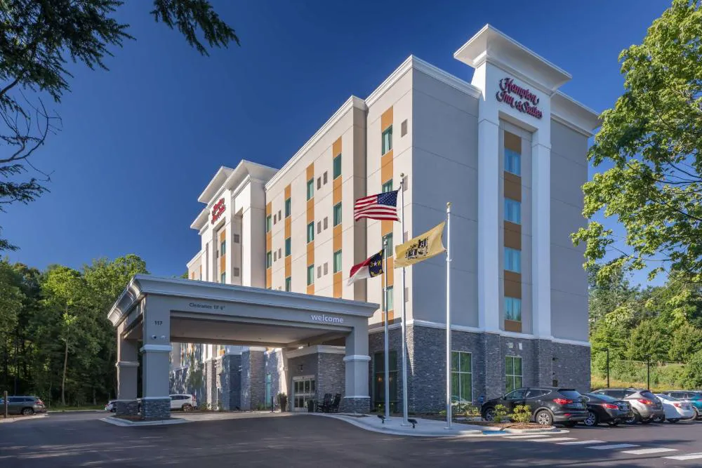 Hampton Inn & Suites Asheville Biltmore Village hotel hero