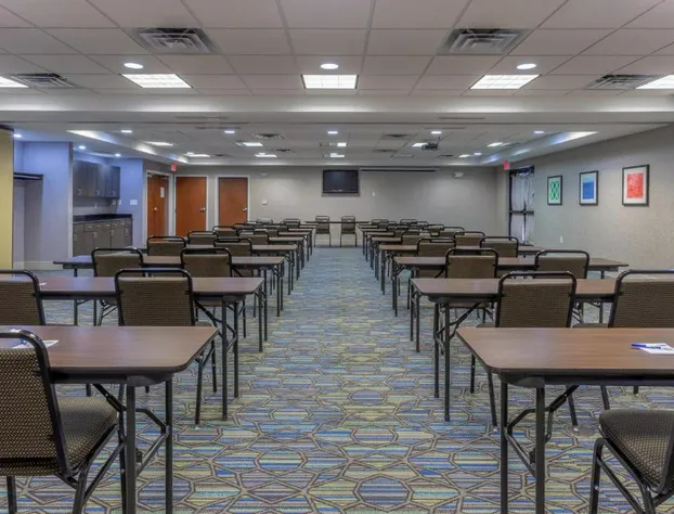 Holiday Inn Express Indianapolis - Southeast by IHG hotel detail image 1