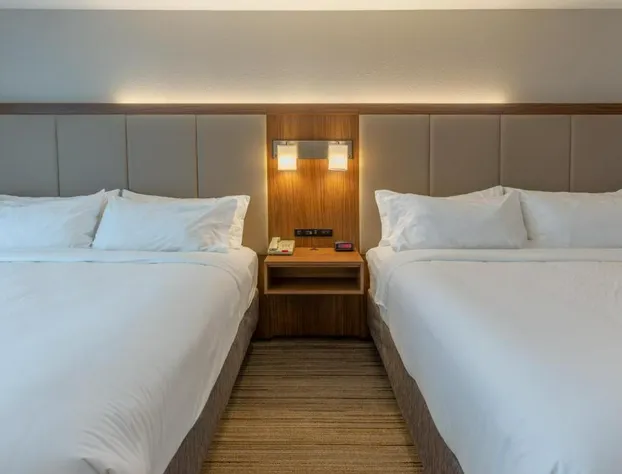 Holiday Inn Express Indianapolis - Southeast by IHG hotel detail image 3