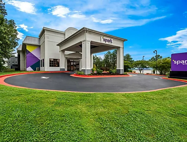 Spark by Hilton Duluth hotel detail image 3