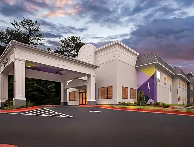 Spark by Hilton Duluth hotel detail image 4