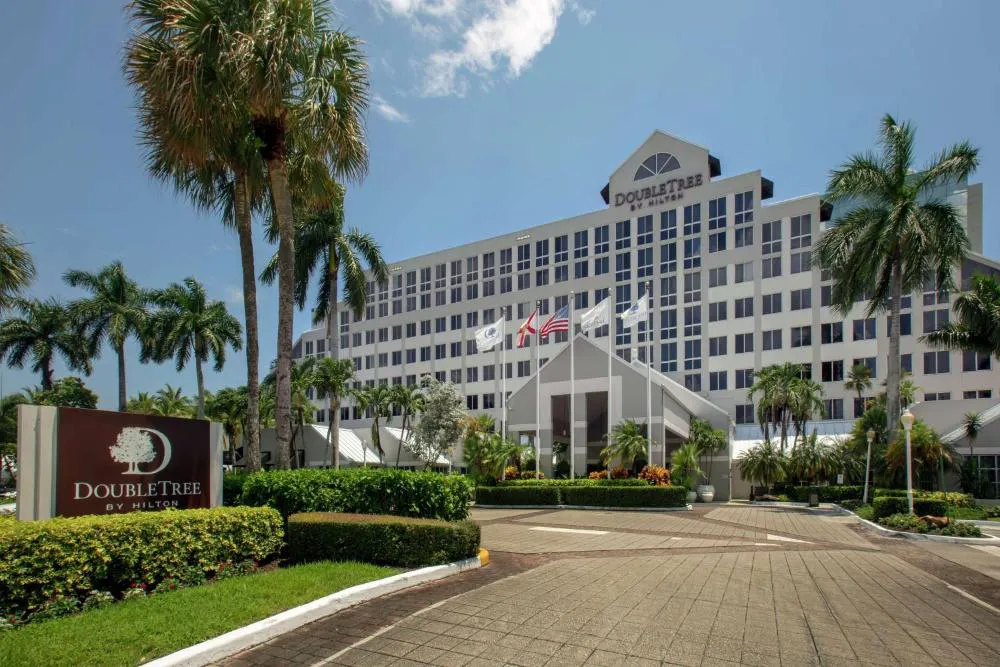 DoubleTree by Hilton Deerfield Beach Boca Raton hotel hero