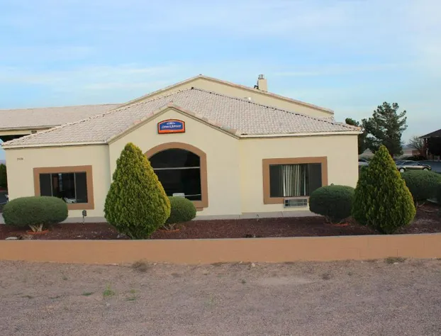 Howard Johnson by Wyndham Holbrook hotel detail image 3