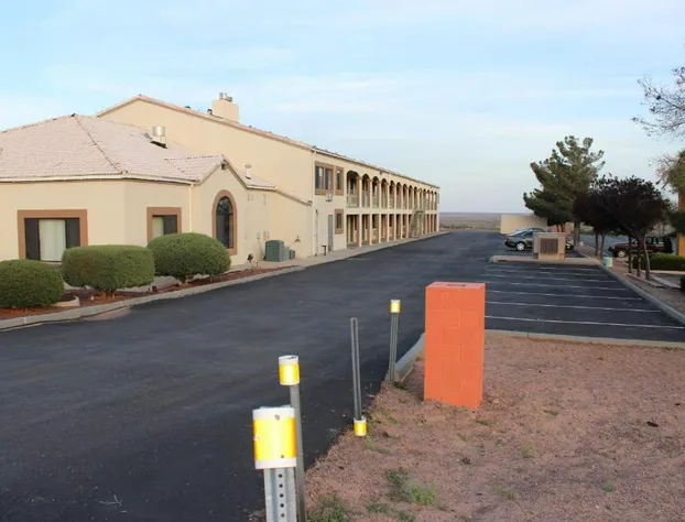 Howard Johnson by Wyndham Holbrook hotel detail image 4