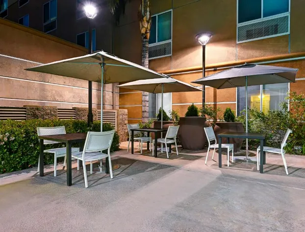 Hilton Garden Inn San Bernardino hotel detail image 2