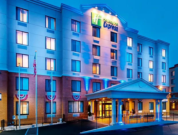 Holiday Inn Express Staten Island West, an IHG Hotel hotel detail image 1