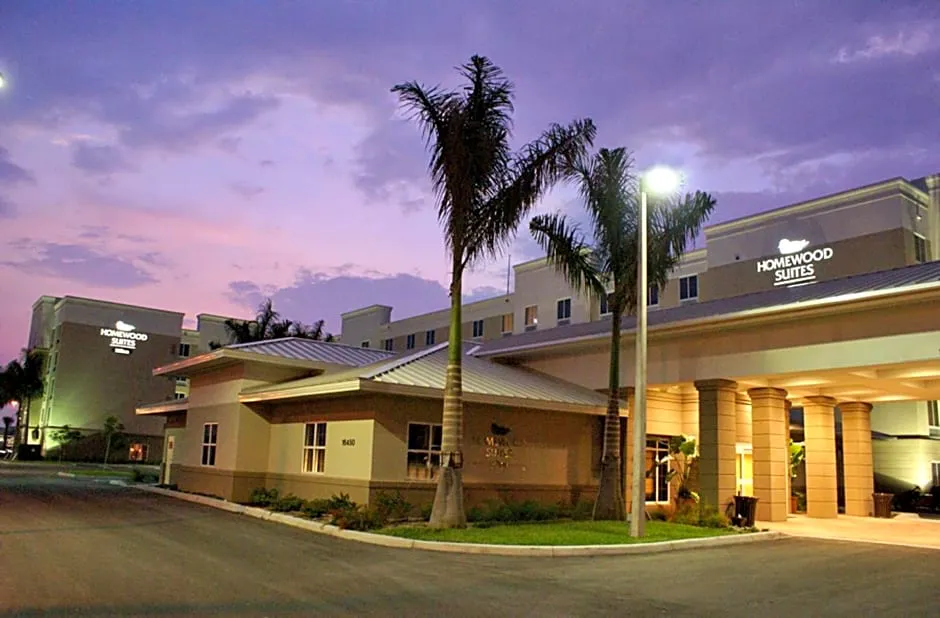 Homewood Suites by Hilton Fort Myers Airport/FGCU hotel hero