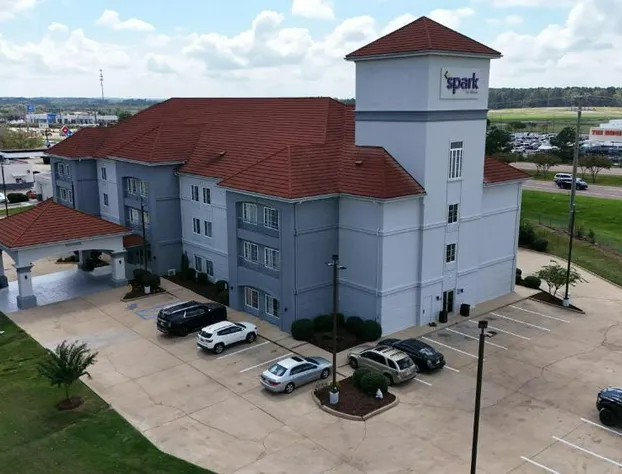 Spark by Hilton Brandon hotel detail image 1