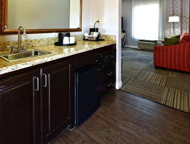 Hampton Inn & Suites Fredericksburg hotel detail image 3