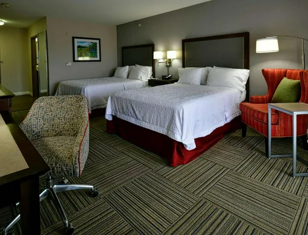 Hampton Inn & Suites Fredericksburg hotel detail image 4