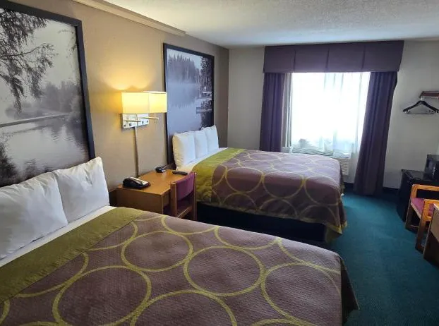 Super 8 by Wyndham Rogers Minnesota hotel detail image 3