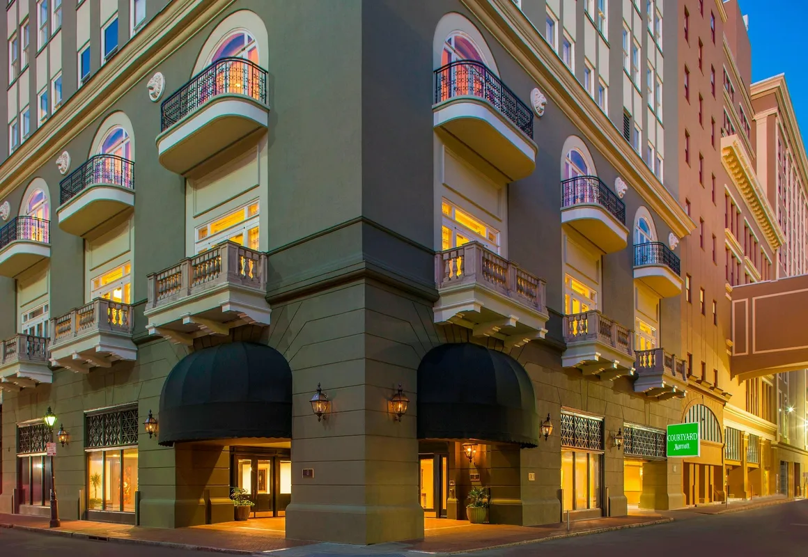 Courtyard by Marriott New Orleans French Quarter/Iberville hotel hero