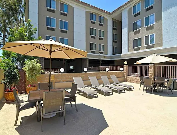 Long Beach hotel detail image 4