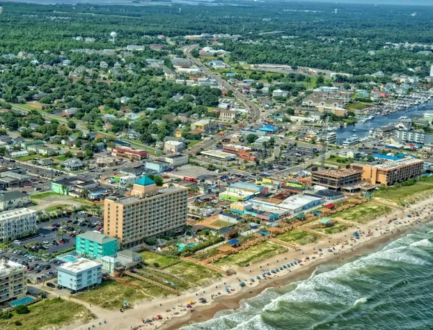 Courtyard Carolina Beach Oceanfront hotel detail image 1