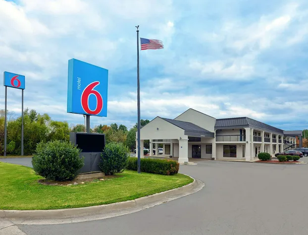 Motel 6 Scottsboro, Al – Hwy 72 hotel detail image 1