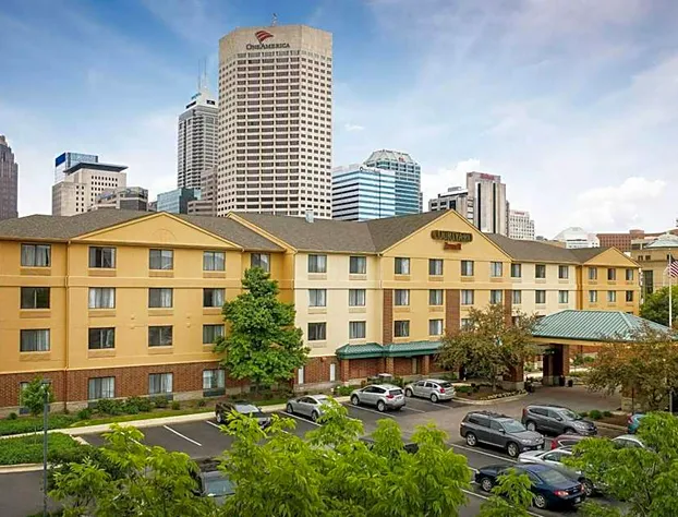 Courtyard by Marriott Indianapolis at the Capitol hotel detail image 1