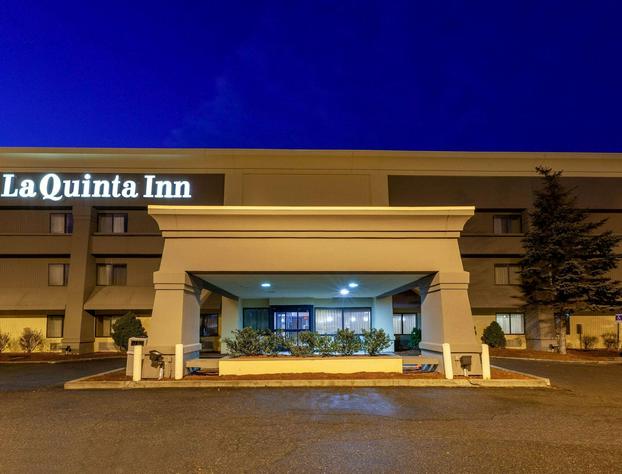 La Quinta Inn by Wyndham Detroit Canton hotel detail image 3