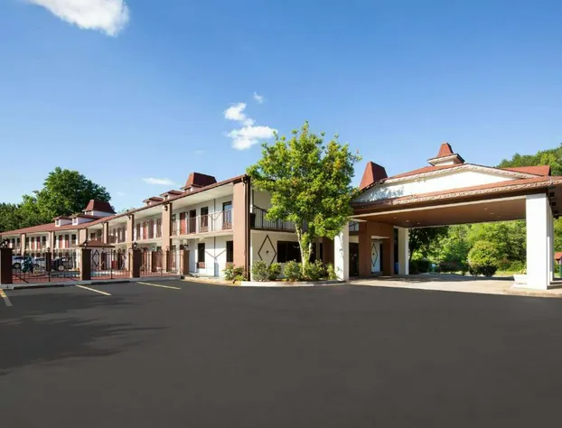 Days Inn by Wyndham Helen hotel detail image 1