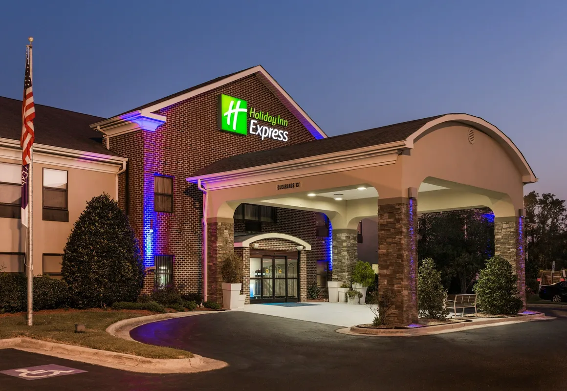 Holiday Inn Express Plymouth by IHG hotel hero