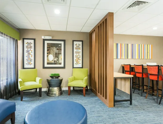 Holiday Inn Express Plymouth by IHG hotel detail image 1