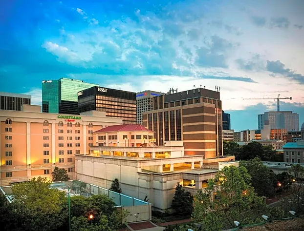 Courtyard by Marriott Norfolk Downtown hotel detail image 2