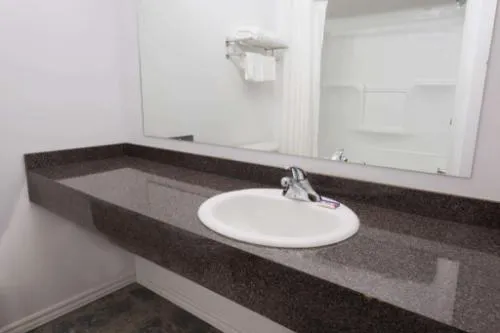 Knights Inn Bracebridge hotel detail image 4