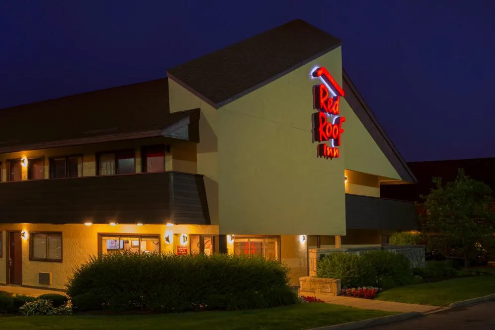 Red Roof Inn Dayton North Airport hotel hero