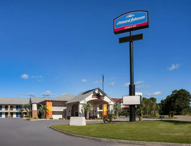 Howard Johnson by Wyndham Savannah GA hotel detail image 1