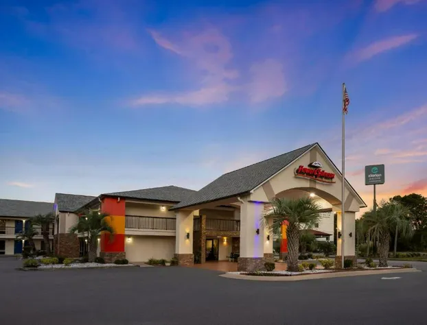 Howard Johnson by Wyndham Savannah GA hotel detail image 2