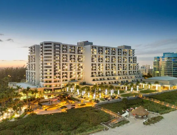 Fort Lauderdale Marriott Harbor Beach Resort & Spa hotel detail image 2