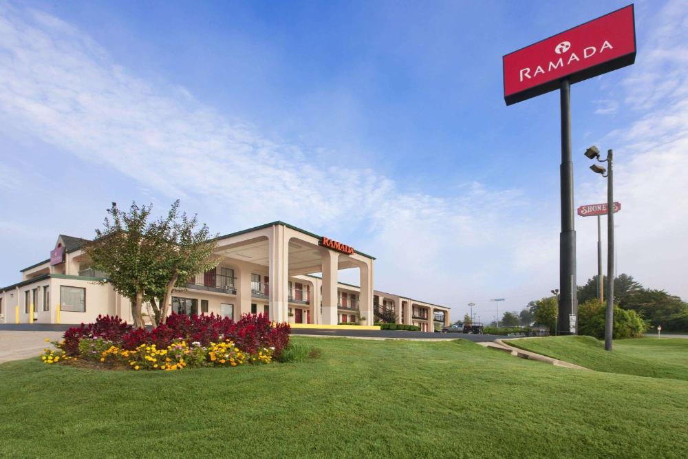Ramada by Wyndham Pelham hotel hero
