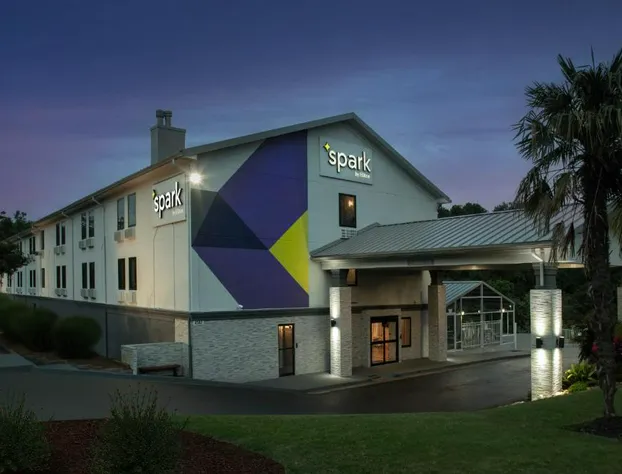 Spark by Hilton Atlanta Cumberland Ballpark hotel detail image 1