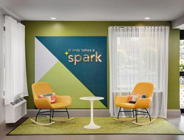 Spark by Hilton Atlanta Cumberland Ballpark hotel detail image 3