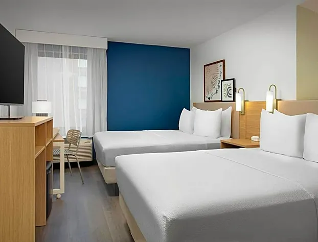 Spark by Hilton Atlanta Cumberland Ballpark hotel detail image 4