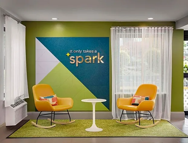 Spark by Hilton Atlanta Cumberland Ballpark hotel detail image 3