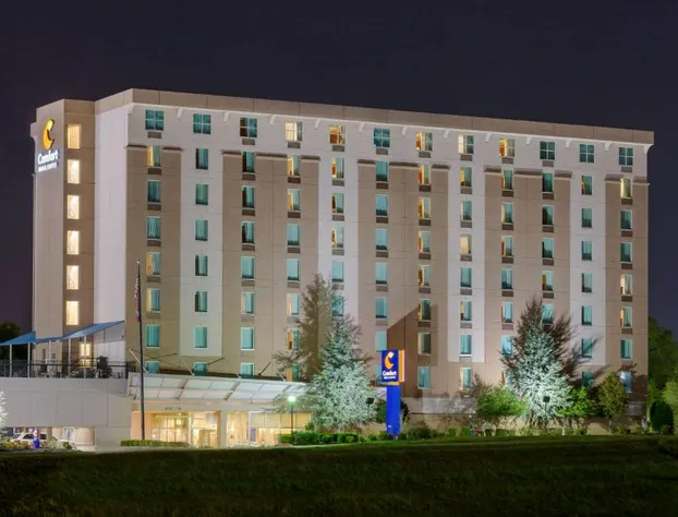 Comfort Inn & Suites Presidential - Downtown Little Rock hotel detail image 1