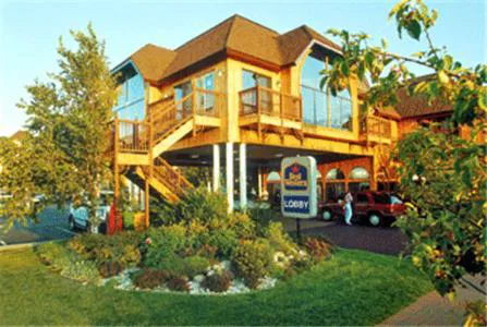 Best Western Plus Dockside Waterfront Inn hotel detail image 3