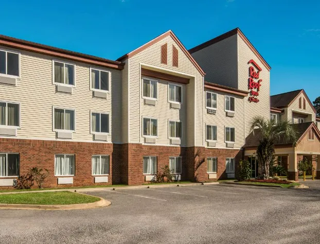 Red Roof Inn & Suites Pensacola East - Milton hotel detail image 3