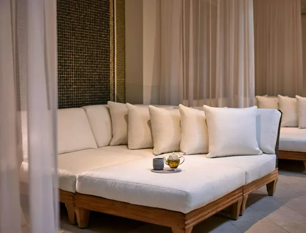 The Maybourne Beverly Hills, Maybourne hotel detail image 4