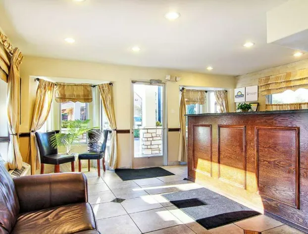 Days Inn by Wyndham Market Center Dallas Love Field hotel detail image 3